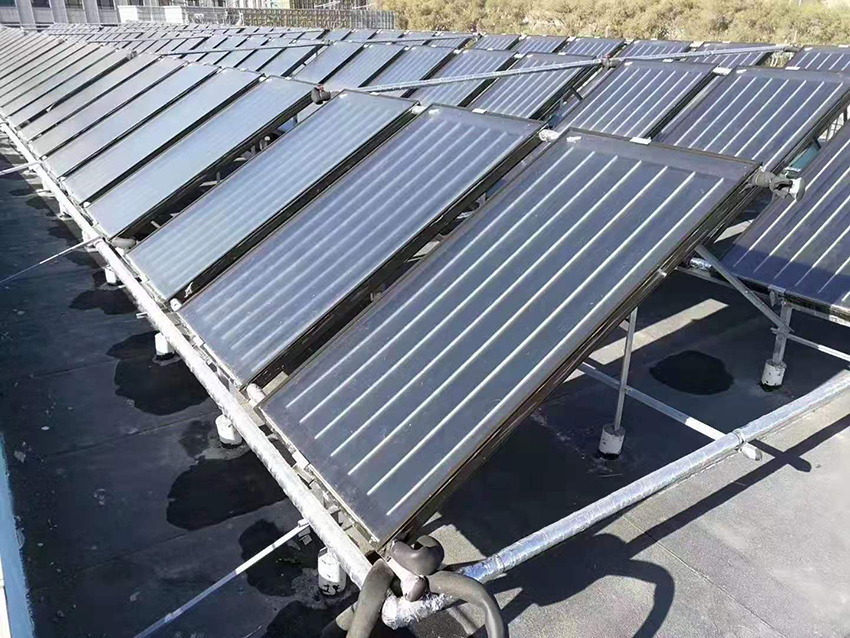 學校一般選用太陽能熱水工程 
